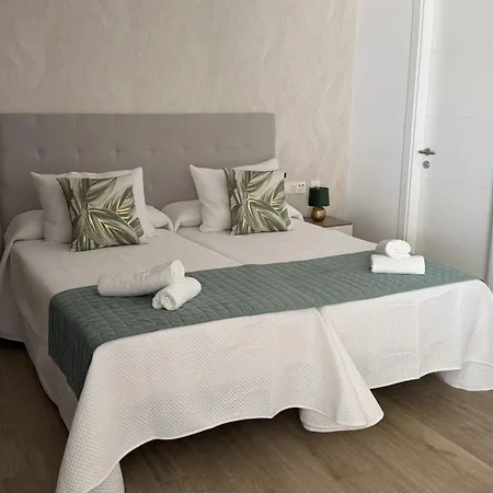Alcazaba Lagoon & Private Costa Del Sol 2105 Estepona